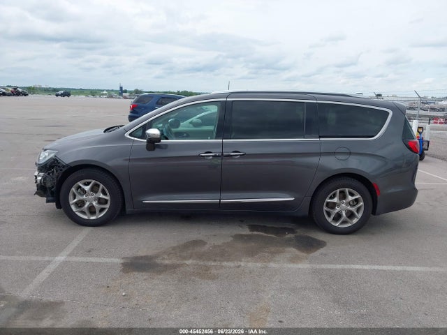 Chrysler Pacifica Limited 2017 2C4RC1GG5HR759896 Image 15