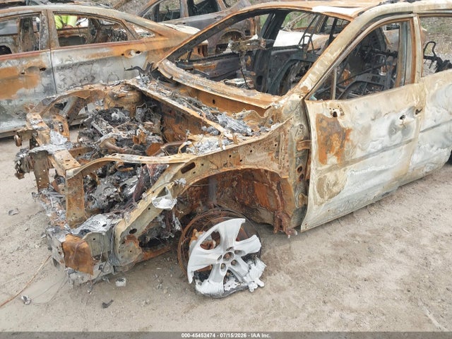 2T3P1RFV6MC150099 Toyota Rav4 Xle