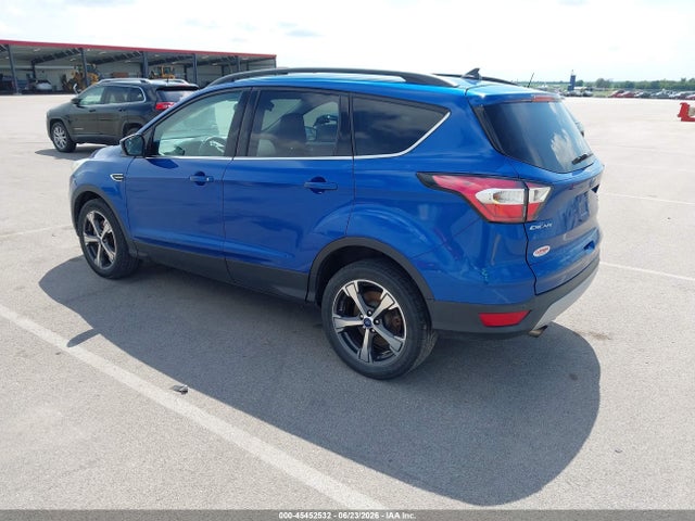 45452532 :رقم المزاد ، 1FMCU9HD6JUB42789 vin ، 2018 Ford Escape Sel مزاد بيع