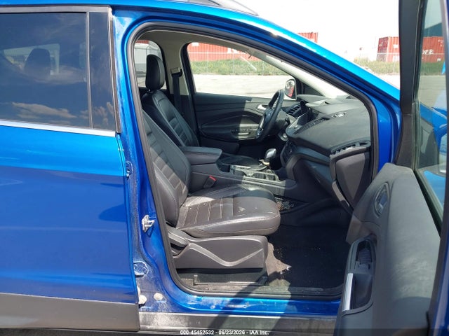 45452532 :رقم المزاد ، 1FMCU9HD6JUB42789 vin ، 2018 Ford Escape Sel مزاد بيع