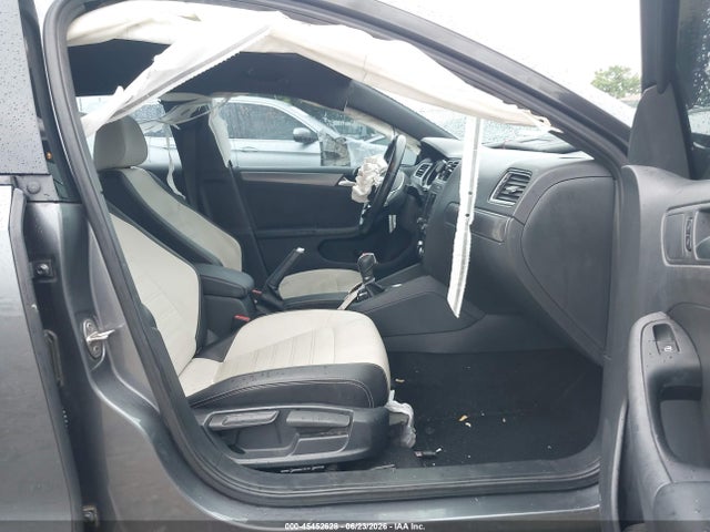 Продажа на аукционе авто 2016 Volkswagen Jetta 1.8t Sport, vin: 3VWD17AJ1GM396359, номер лота: 45452628