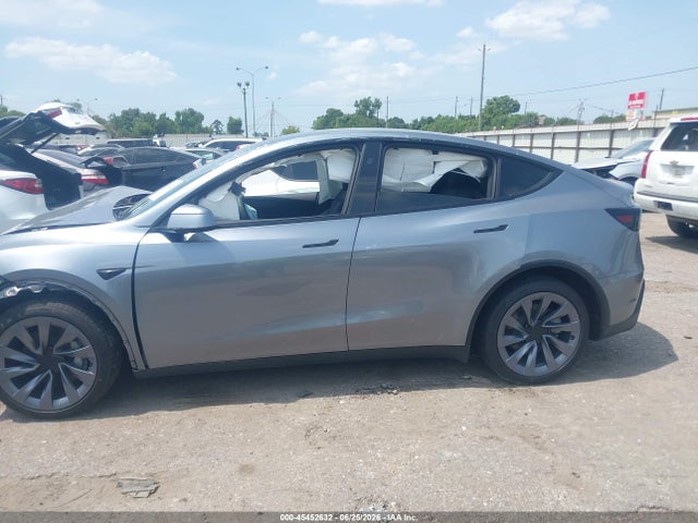 Продаж на аукціоні авто 2026 Tesla Model Y All-wheel Drive/long Range Launch Series/premium All-wheel Drive, vin: 7SAYGDEE1TA701257, номер лоту: 45452632