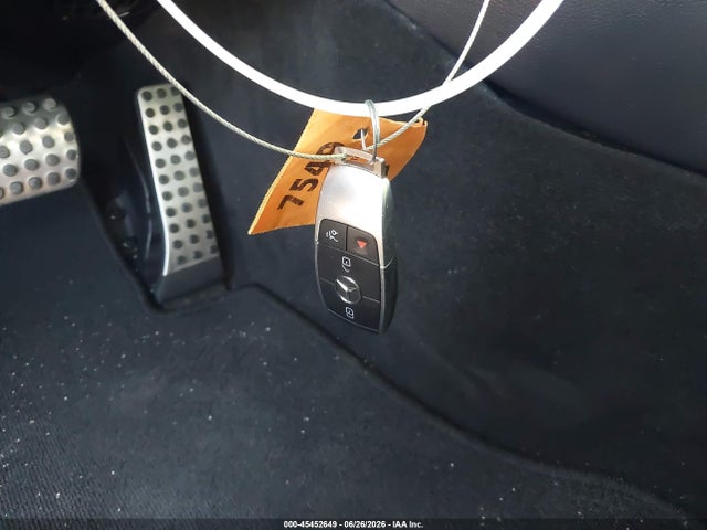 45452649 :رقم المزاد ، 55SWF8DB3KU283967 vin ، 2019 Mercedes-benz C 300 مزاد بيع