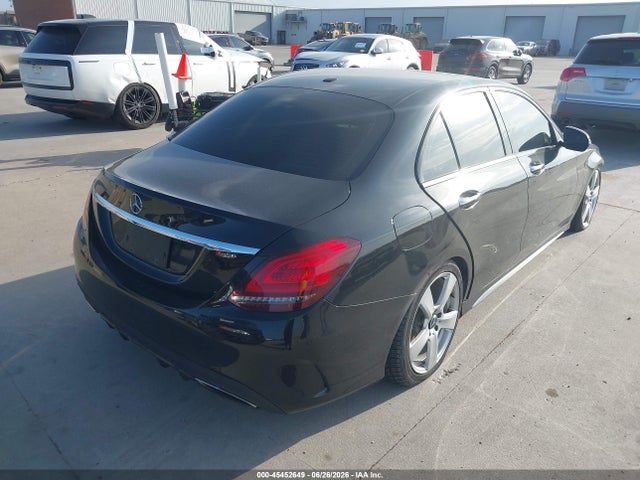 45452649 :رقم المزاد ، 55SWF8DB3KU283967 vin ، 2019 Mercedes-benz C 300 مزاد بيع