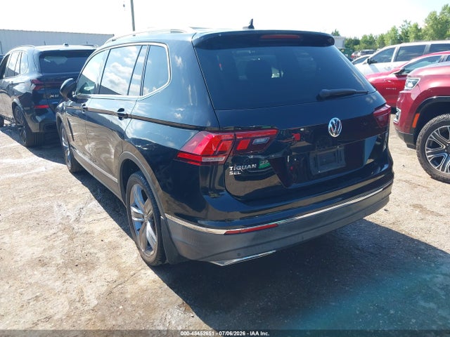 Продаж на аукціоні авто 2018 Volkswagen Tiguan 2.0t Sel Premium, vin: 3VV5B7AX0JM116657, номер лоту: 45452651