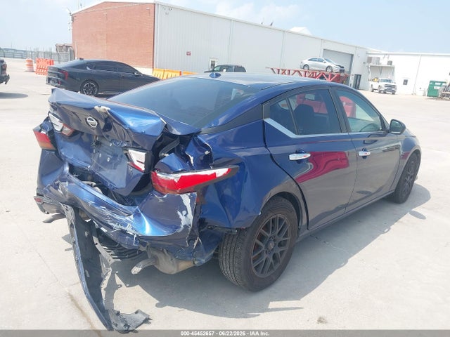Auction sale of the 2019 Nissan Altima 2.5 S, vin: 1N4BL4BVXKN311219, lot number: 45452657