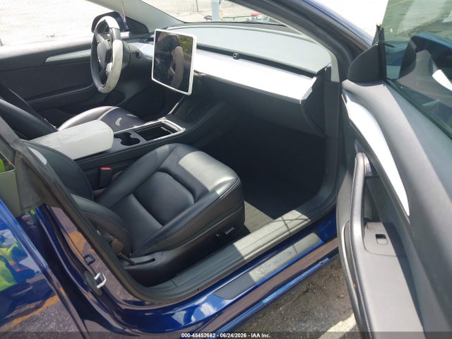 Tesla Model 3 Rear-wheel Drive 2023 5YJ3E1EA0PF435957 Image 5