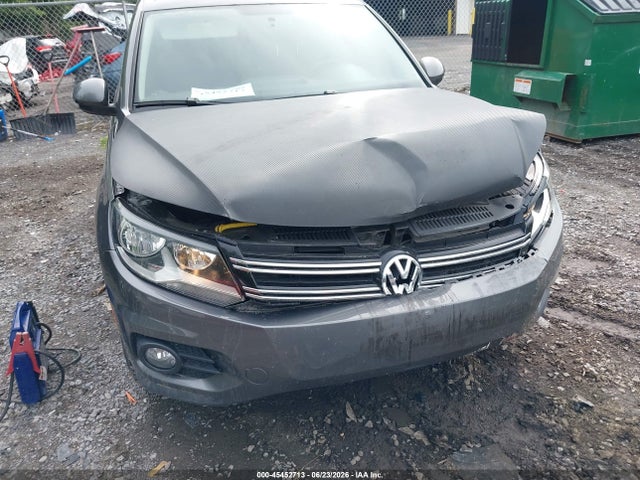 2015 Volkswagen Tiguan Se მანქანა იყიდება აუქციონზე, vin: WVGAV7AX7FW504802, აუქციონის ნომერი: 45452713