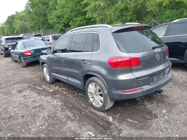2015 Volkswagen Tiguan Se მანქანა იყიდება აუქციონზე, vin: WVGAV7AX7FW504802, აუქციონის ნომერი: 45452713