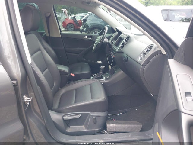 2015 Volkswagen Tiguan Se მანქანა იყიდება აუქციონზე, vin: WVGAV7AX7FW504802, აუქციონის ნომერი: 45452713