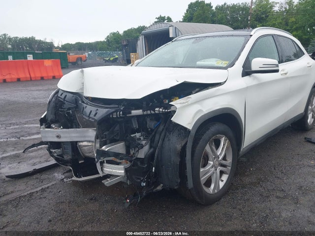 45452722 :رقم المزاد ، WDCTG4GB2FJ118605 vin ، 2015 Mercedes-benz Gla 250 4matic مزاد بيع