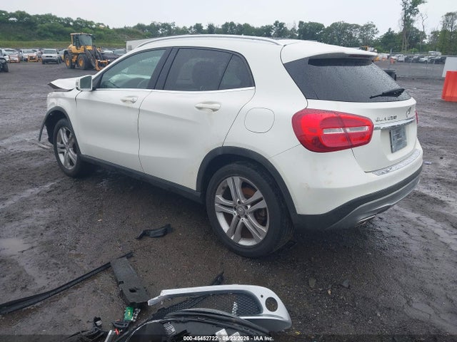 Продажа на аукционе авто 2015 Mercedes-benz Gla 250 4matic, vin: WDCTG4GB2FJ118605, номер лота: 45452722
