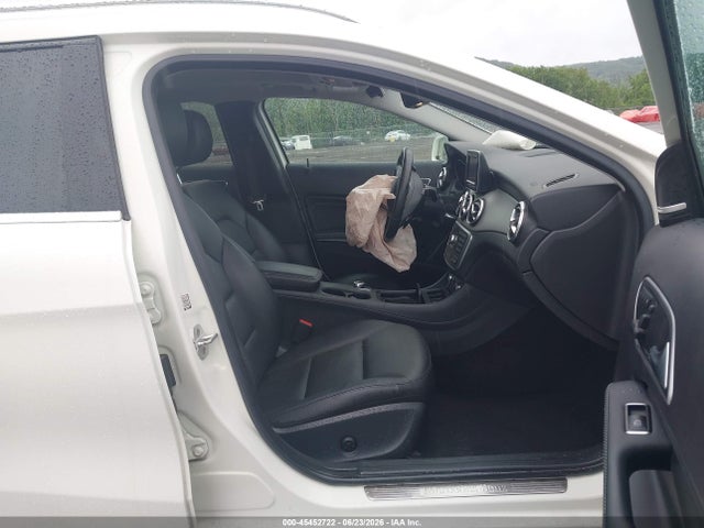 45452722 :رقم المزاد ، WDCTG4GB2FJ118605 vin ، 2015 Mercedes-benz Gla 250 4matic مزاد بيع