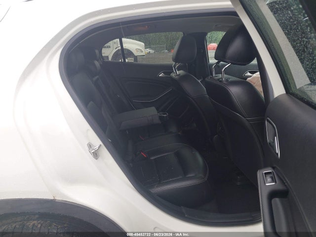 45452722 :رقم المزاد ، WDCTG4GB2FJ118605 vin ، 2015 Mercedes-benz Gla 250 4matic مزاد بيع