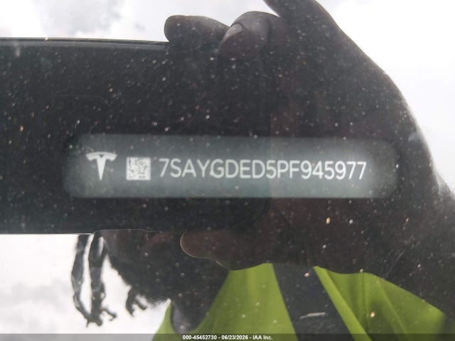 2023 Tesla Model Y Rwd მანქანა იყიდება აუქციონზე, vin: 7SAYGDED5PF945977, აუქციონის ნომერი: 45452730