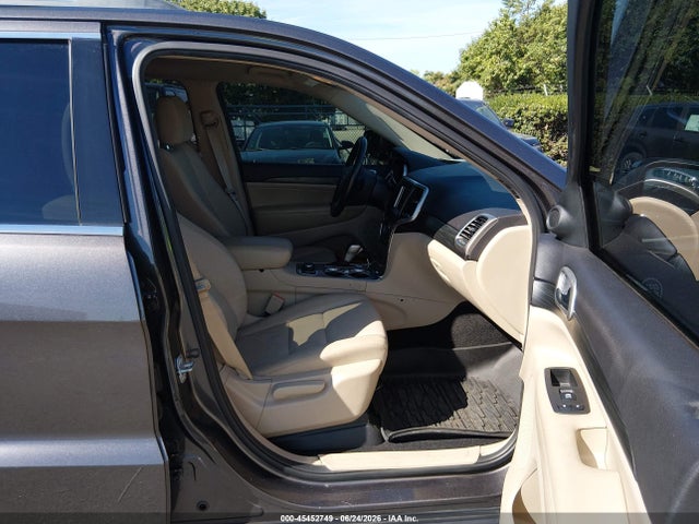 2019 Jeep Grand Cherokee Laredo E 4x4 მანქანა იყიდება აუქციონზე, vin: 1C4RJFAG7KC754162, აუქციონის ნომერი: 45452749