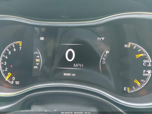 2019 Jeep Grand Cherokee Laredo E 4x4 მანქანა იყიდება აუქციონზე, vin: 1C4RJFAG7KC754162, აუქციონის ნომერი: 45452749