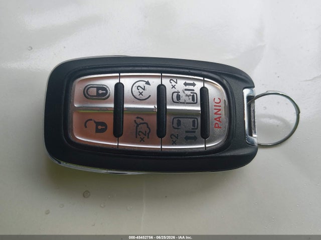 Продажа на аукционе авто 2019 Chrysler Pacifica Touring L, vin: 2C4RC1BG1KR680899, номер лота: 45452756