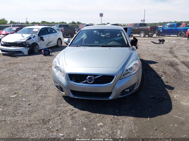 2011 Volvo C70 T5 (retail Only) მანქანა იყიდება აუქციონზე, vin: YV1672MC1BJ110049, აუქციონის ნომერი: 45452767