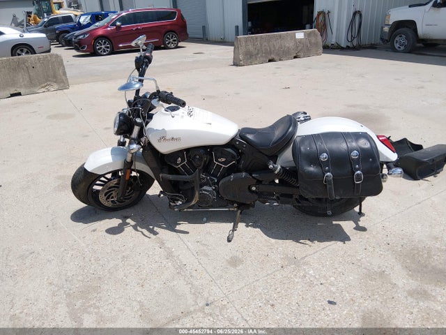 INDIAN MOTORCYCLE CO. Scout Sixty 2016 56KMSB111G3116275 Image 14