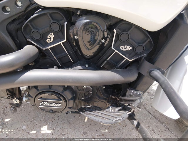 INDIAN MOTORCYCLE CO. Scout Sixty 2016 56KMSB111G3116275 Image 8