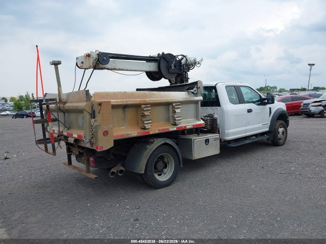 45452838 :رقم المزاد ، 1FD0X5GTXHEE49527 vin ، 2017 Ford F-550 Chassis Lariat/xl/xlt مزاد بيع