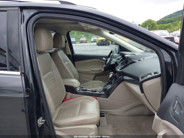 45452843 :رقم المزاد ، 1FMCU9J9XEUC34130 vin ، 2014 Ford Escape Titanium مزاد بيع