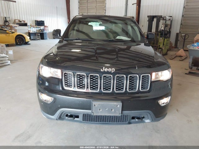 1C4RJFAG4KC754233 Jeep Grand Cherokee Laredo E 4x4