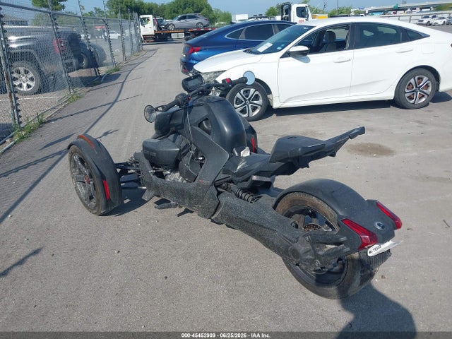 Can-Am Ryker 2020 3JB2FEG22LJ002494 Image 3