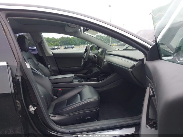 Tesla Model 3 Long Range/performance 2019 5YJ3E1EB3KF418037 Image 5