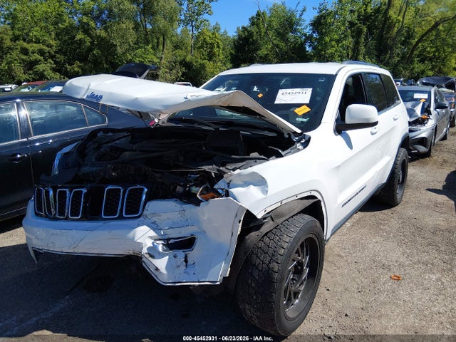 2018 Jeep Grand Cherokee Laredo E 4x4 მანქანა იყიდება აუქციონზე, vin: 1C4RJFAG8JC309749, აუქციონის ნომერი: 45452931
