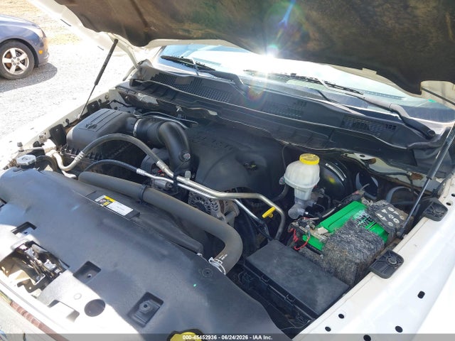 45452936 :رقم المزاد ، 1C6RR7GT0KS716949 vin ، 2019 Ram 1500 Classic Big Horn  4x4 6'4 Box مزاد بيع