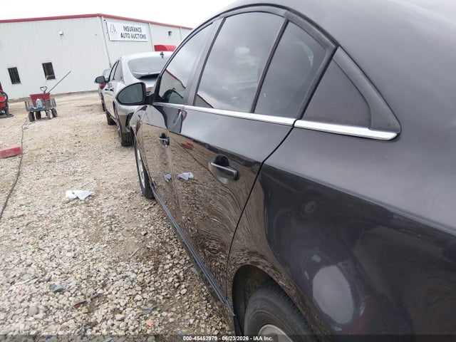 1G1PC5SB5F7267693 Chevrolet Cruze 1lt Auto