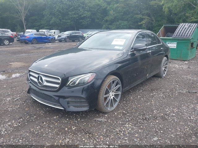 45452991 :رقم المزاد ، WDDZF4KB2HA122639 vin ، 2017 Mercedes-benz E 300 4matic مزاد بيع