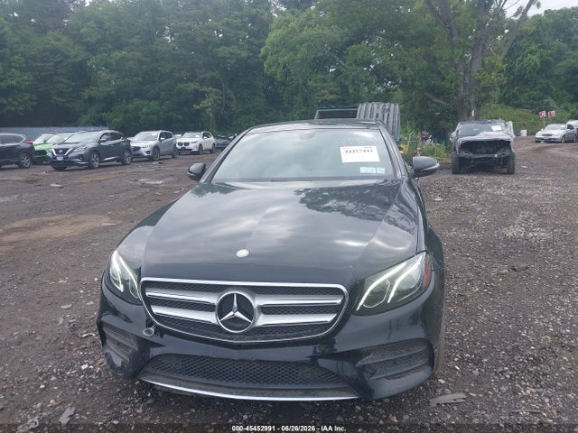 45452991 :رقم المزاد ، WDDZF4KB2HA122639 vin ، 2017 Mercedes-benz E 300 4matic مزاد بيع