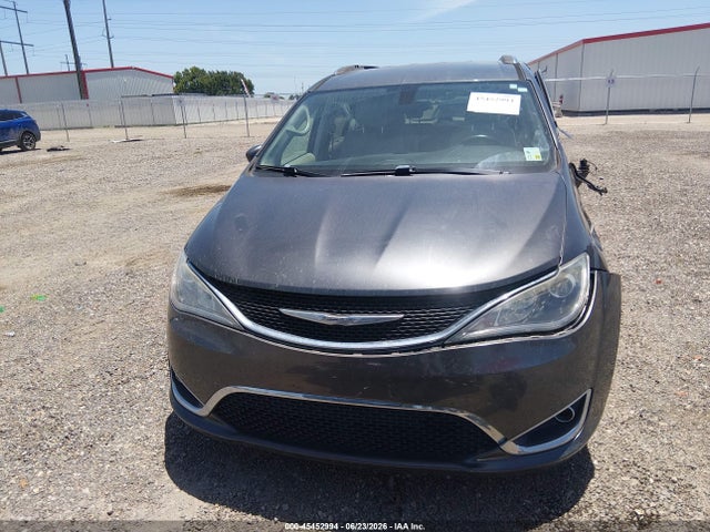 Продаж на аукціоні авто 2018 Chrysler Pacifica Touring L, vin: 2C4RC1BG2JR291977, номер лоту: 45452994