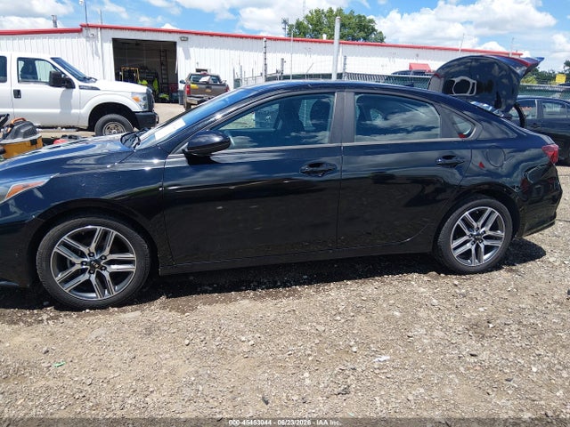 45453044 :رقم المزاد ، 3KPF34AD2KE070569 vin ، 2019 Kia Forte S مزاد بيع