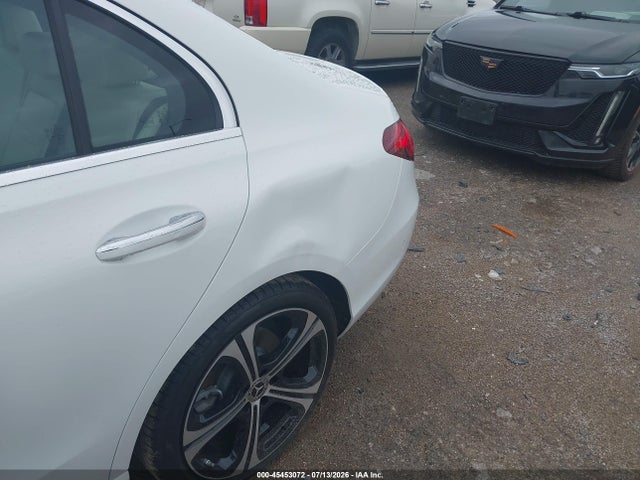 45453072 :رقم المزاد ، W1KAF4GB4RR185945 vin ، 2024 Mercedes-benz C 300 مزاد بيع