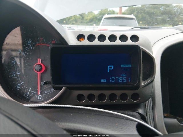 1G1JC5SG2F4194415 Chevrolet Sonic Lt Auto