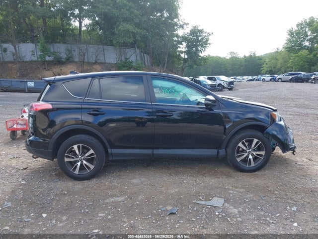 Продаж на аукціоні авто 2018 Toyota Rav4 Xle, vin: 2T3WFREV7JW468371, номер лоту: 45453086
