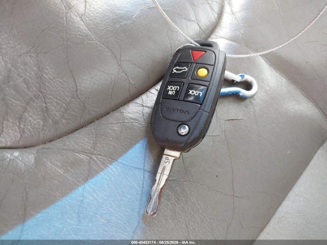 45453174 :رقم المزاد ، YV1SZ592551179499 vin ، 2005 Volvo Xc70 2.5t A Awd/2.5t A Awd Sr مزاد بيع
