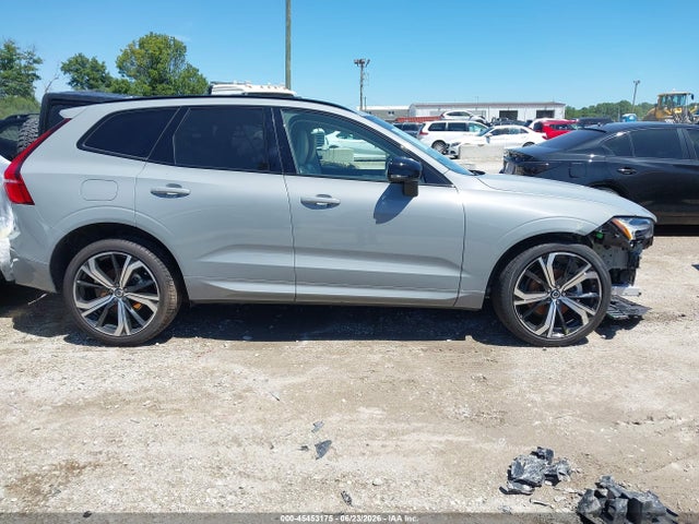 45453175 :رقم المزاد ، YV4M12RM1S1122246 vin ، 2025 Volvo Xc60 B5 Ultra مزاد بيع
