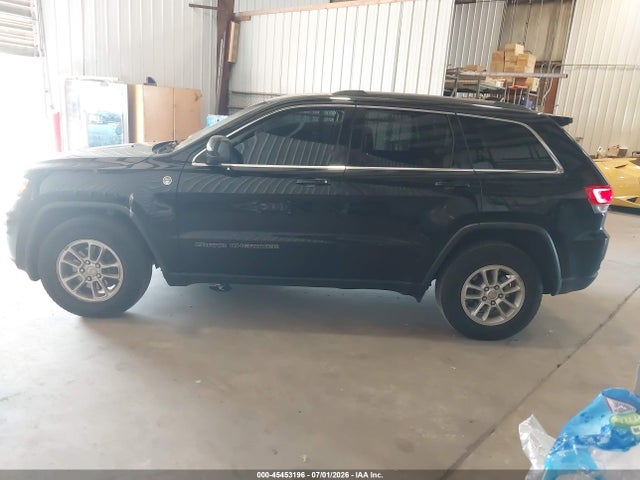 1C4RJFAGXKC836936 Jeep Grand Cherokee Laredo E 4x4