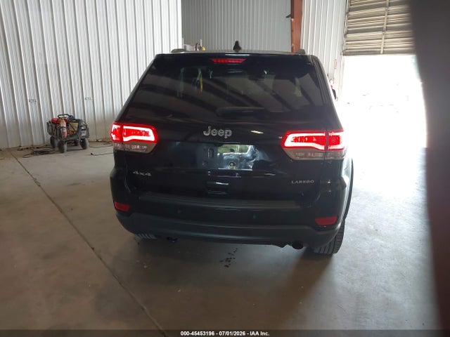 1C4RJFAGXKC836936 Jeep Grand Cherokee Laredo E 4x4