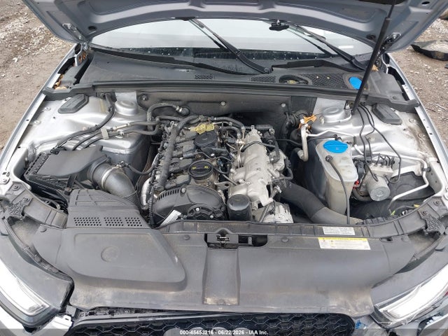 45453216 :رقم المزاد ، WAUFFAFL5FN005140 vin ، 2015 Audi A4 2.0t Premium مزاد بيع