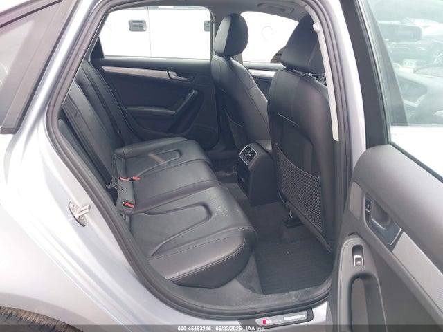 45453216 :رقم المزاد ، WAUFFAFL5FN005140 vin ، 2015 Audi A4 2.0t Premium مزاد بيع