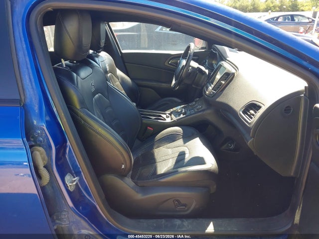Продаж на аукціоні авто 2016 Chrysler 200 S, vin: 1C3CCCBG9GN101572, номер лоту: 45453225