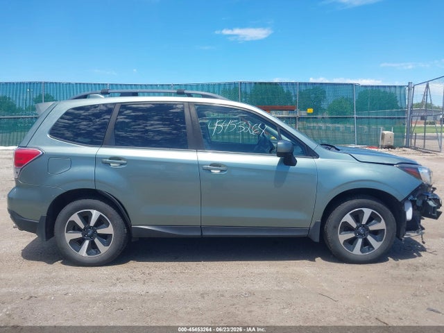 Продажа на аукционе авто 2017 Subaru Forester 2.5i Premium, vin: JF2SJAEC7HH442755, номер лота: 45453264