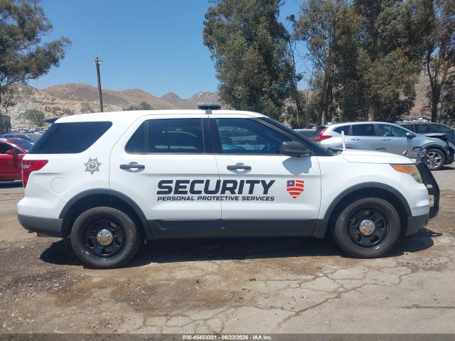 Ford Utility Police Interceptor 2015 1FM5K8AR9FGB84121 Image 13