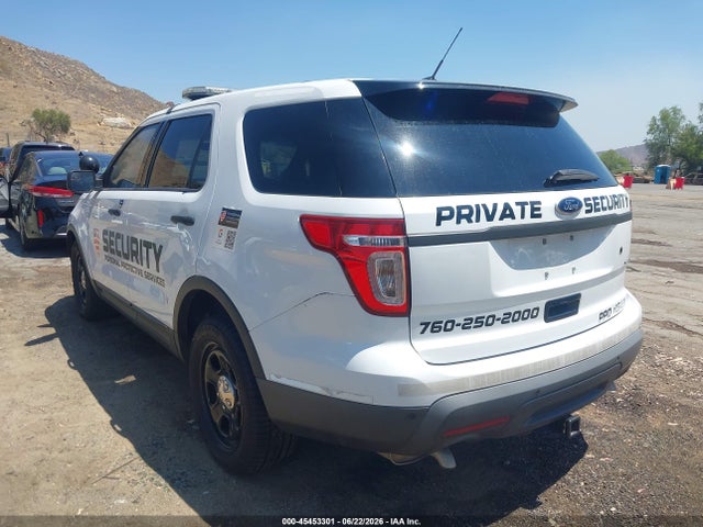 Ford Utility Police Interceptor 2015 1FM5K8AR9FGB84121 Image 3